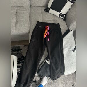 FIGS Zamora jogger scrub pants